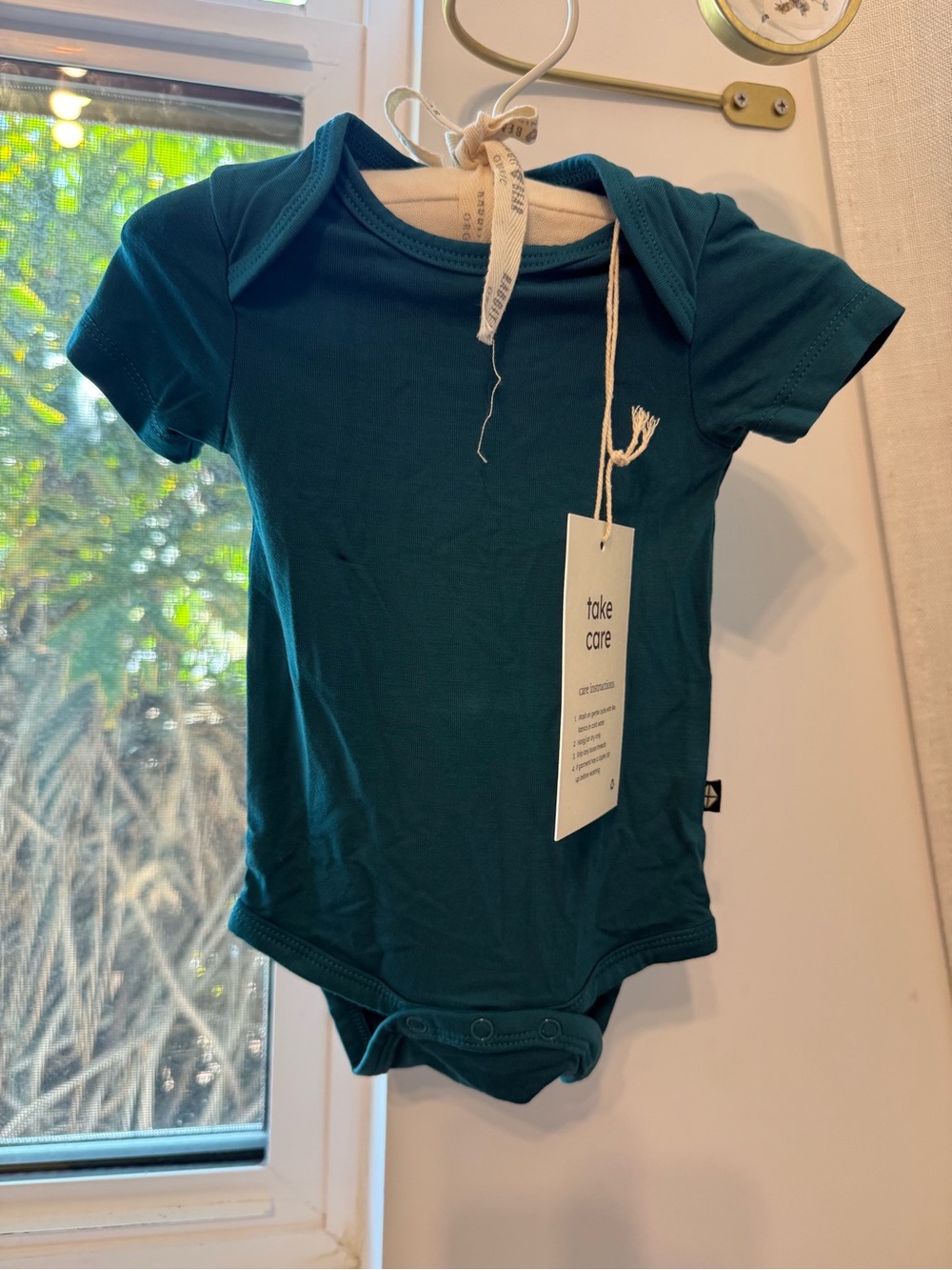 Kyte BABY loch Short-Sleeve Bodysuit
